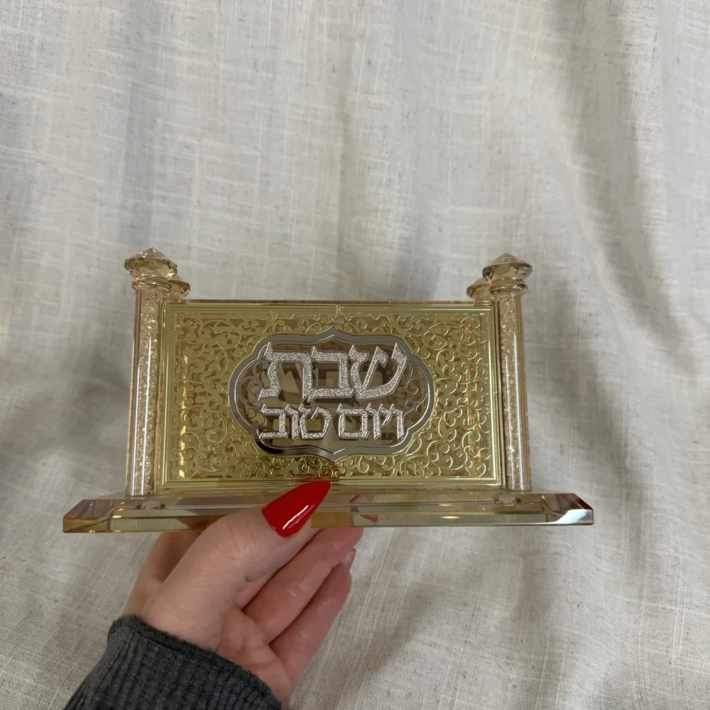 מתקן לגפרורים ענבר